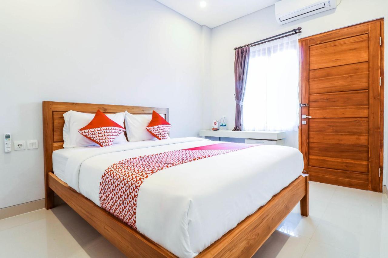 Oyo 1200 Kencana Residence Jimbaran Extérieur photo