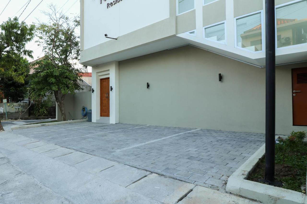 Oyo 1200 Kencana Residence Jimbaran Extérieur photo